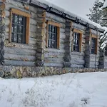 Nyaraló Kuukkeli Log Porakka