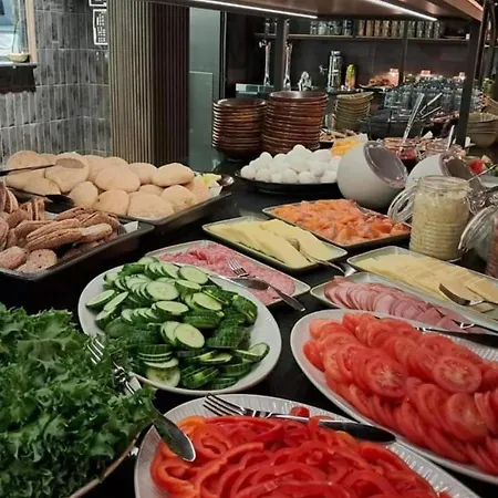 Kuukkeli Log Porakka *