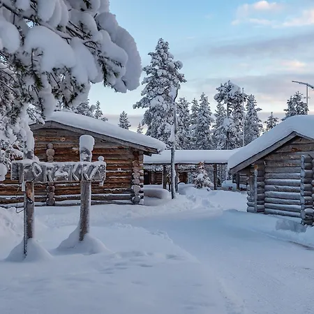 Kuukkeli Log Porakka * Saariselkä