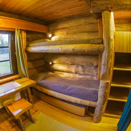 Kuukkeli Log Porakka بيت للعطل ساريسيلكا