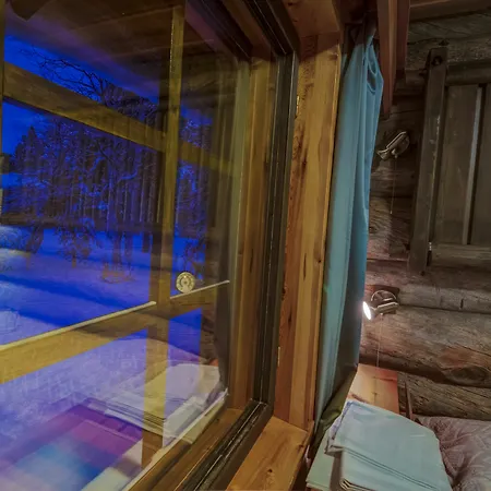 Kuukkeli Log Porakka * ساريسيلكا