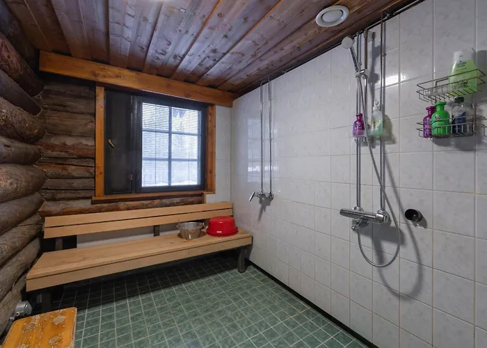 別荘 Kuukkeli Log Porakka