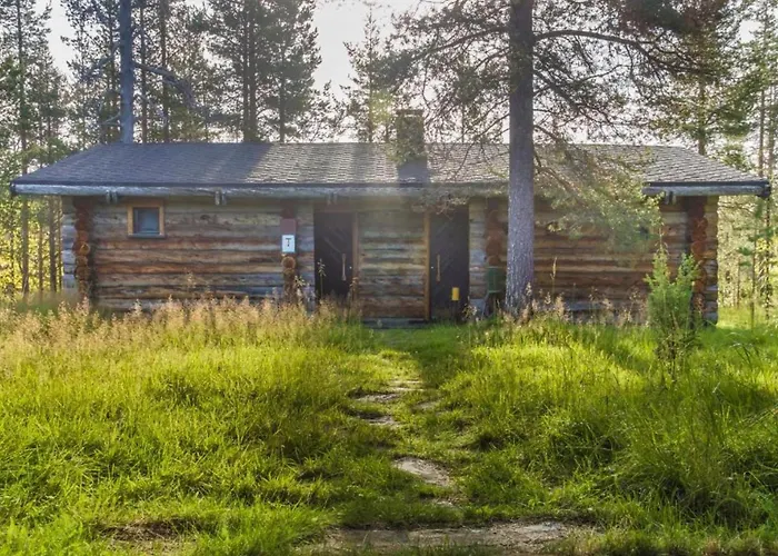 別荘 Kuukkeli Log Porakka *