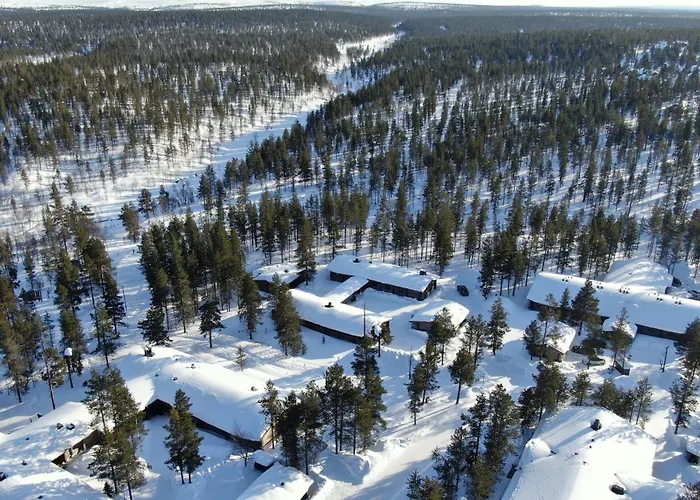 別荘 Kuukkeli Log Porakka サーリセルカ