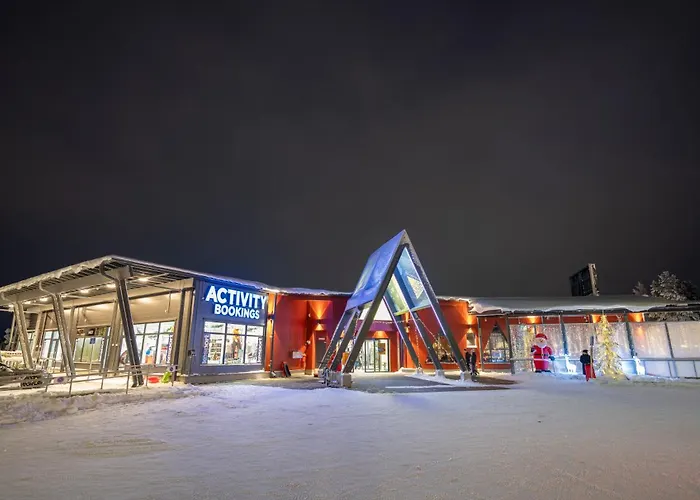 Kuukkeli Log Porakka * サーリセルカ