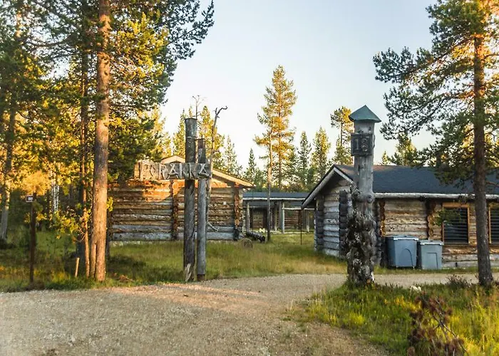 Kuukkeli Log Porakka 別荘 *