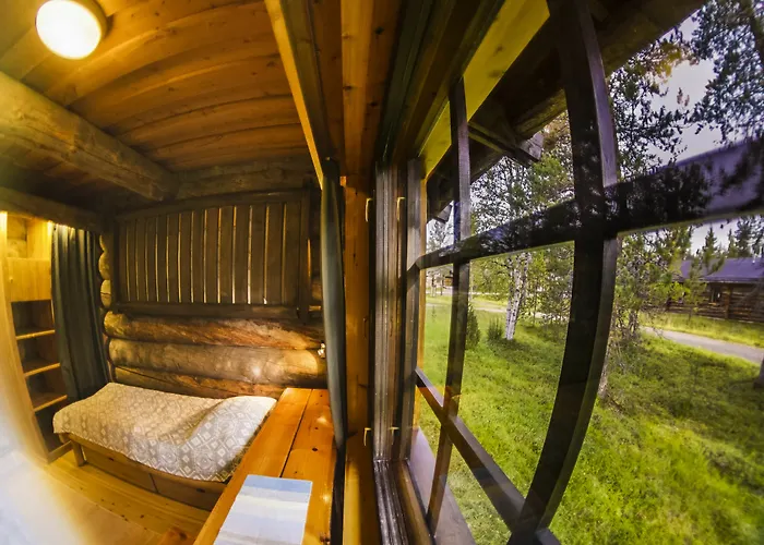 Kuukkeli Log Porakka 別荘