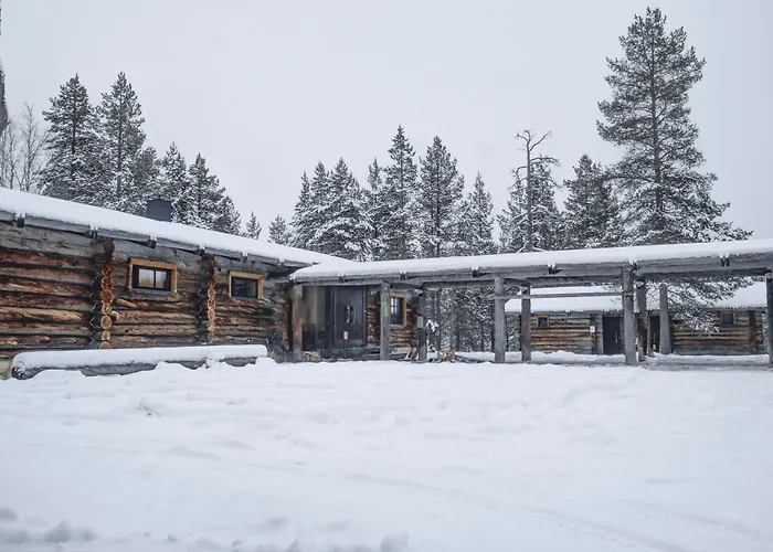 Kuukkeli Log Porakka サーリセルカ