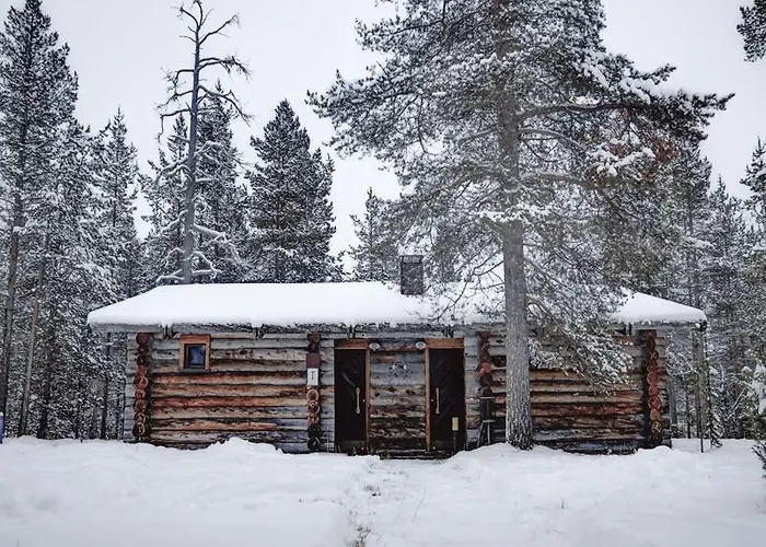 別荘 Kuukkeli Log Porakka
